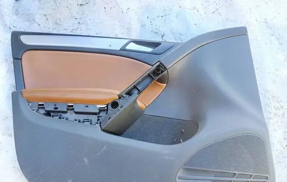 Volkswagen Golf VI Front door card panel trim 5K4867011