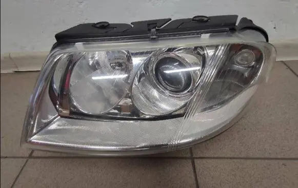 Volkswagen PASSAT B5.5 Headlight/headlamp