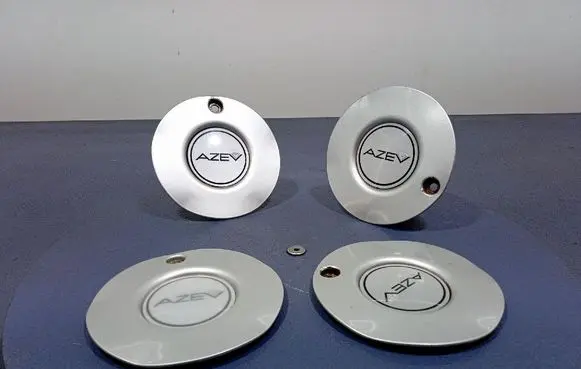 Lancia Kappa R17 wheel hub/cap/trim
