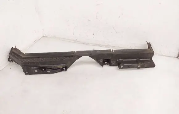Opel Astra K Intercooler air guide/duct channel 13487731