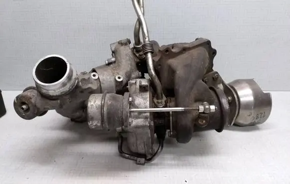 Mercedes-Benz E W212 Turbo A6510904080 54399700092 54391030266A