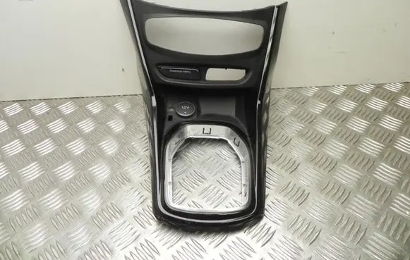Ford B-MAX Radio/GPS head unit trim AV11R045H20BDW T1952