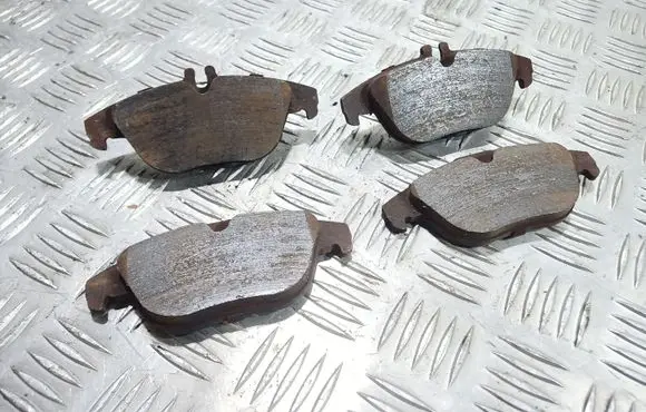 Mercedes-Benz C W204 Brake pads (rear) 