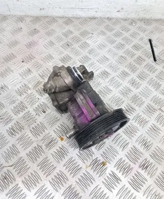 BMW 3 E46 Power steering pump 6756611 064113A