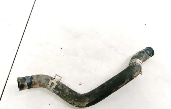 Toyota Avensis Verso Engine coolant pipe/hose