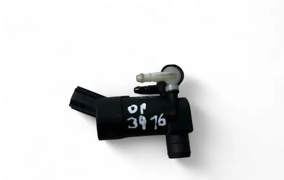 Ford Focus Windscreen/windshield washer pump 1S7117K624FE