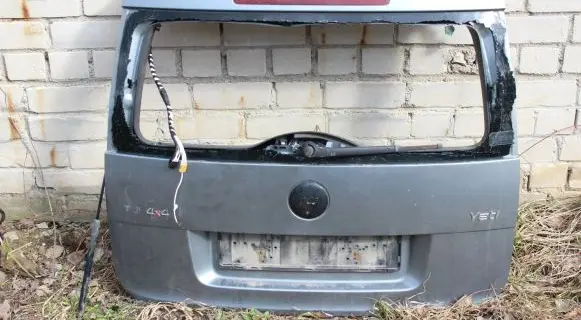 Skoda Yeti (5L) Tailgate/trunk/boot lid
