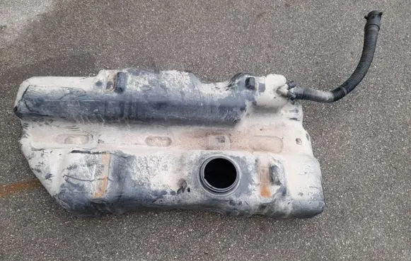 Iveco Daily 4th gen Fuel tank 504148856