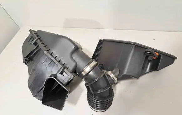 Air filter box