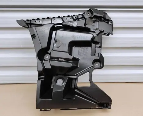 BMW M8 F91 F92 G14 G15 Bumper support mounting bracket corner 8074845
