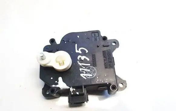 Lexus GS 300 350 430 450H Air flap motor/actuator 0638000171