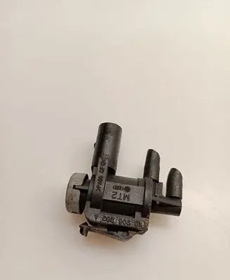 Volkswagen Transporter - Caravelle T4 Vacuum valve 1K0906283A