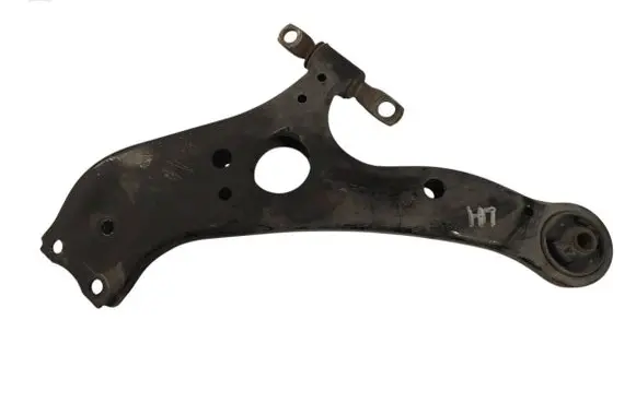 Toyota Sienna XL30 III Front lower control arm/wishbone 
