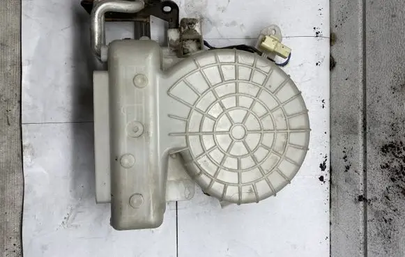 Toyota Avensis Verso Interior heater climate box assembly 1169000890