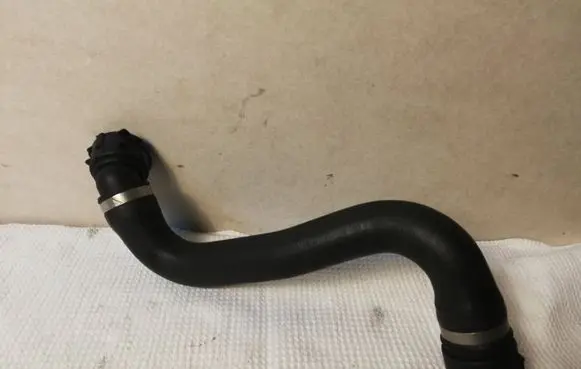 BMW 5 E60 E61 Coolant pipe/hose PA66GF30