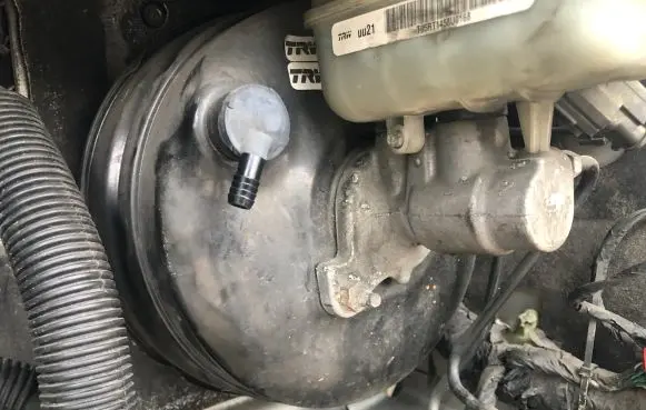 Chrysler Grand Voyager V Brake booster