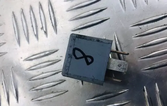 Audi A8 S8 D3 4E Other relay 141951253