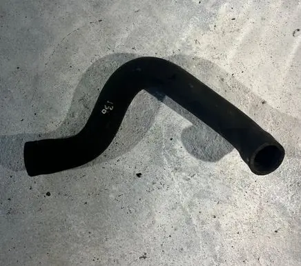 Volvo V70 Engine coolant pipe/hose 30723970