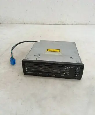 CD/DVD changer