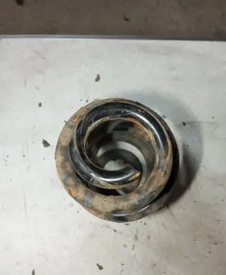 Volkswagen Transporter - Caravelle T5 Rear coil spring