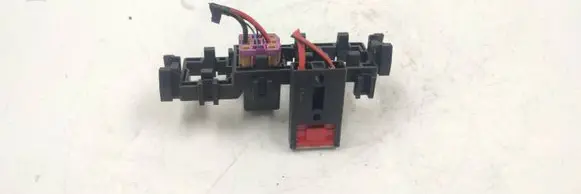 Audi A6 S6 C6 4F Fuse module 8a0937530