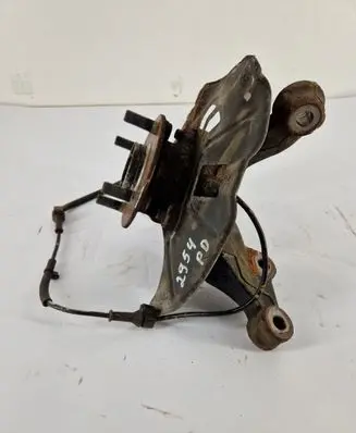 Mazda 2 Front wheel hub 