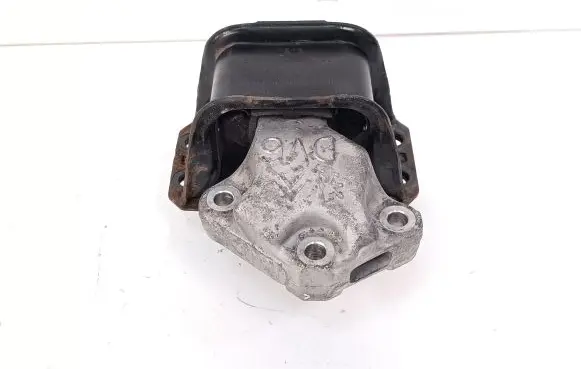 Citroen Berlingo Engine mount bracket 9636270080 196820267801