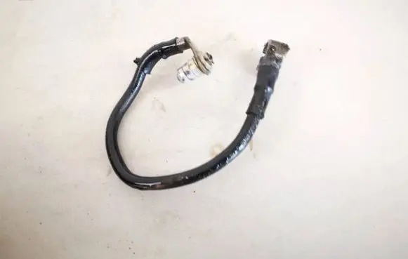 Volkswagen PASSAT B5 Positive cable (battery)