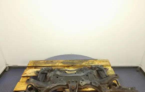 Toyota Prius (NHW20) Front subframe