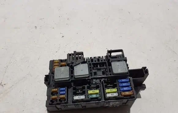 Mercedes-Benz GLE W167 Fuse module A1679067303