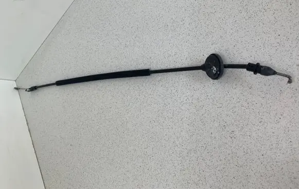 Volkswagen Touran I Front door cable line 1T0837086A