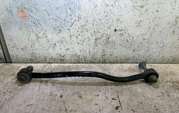 Rear control arm