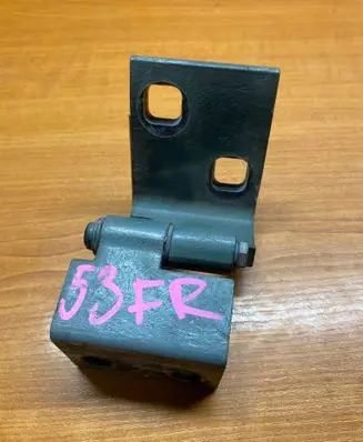 BMW X5 E53 Front door upper hinge 415182651509