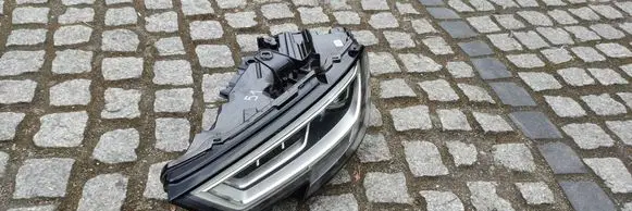 Audi A3 S3 8V Headlight/headlamp 8V0941035