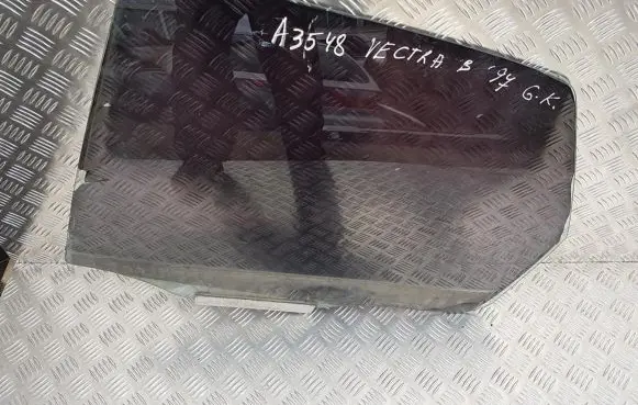 Opel Vectra B Rear door window glass 