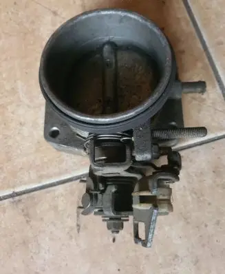 BMW 5 E34 Throttle valve 1730119