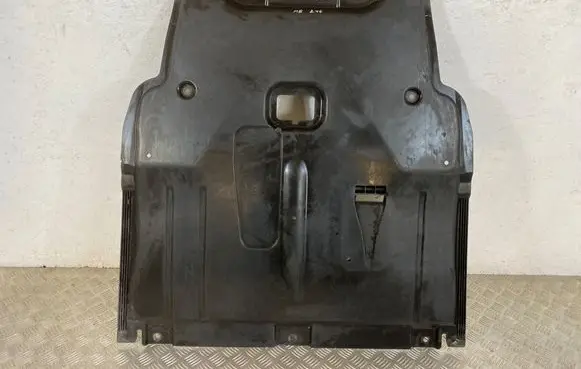 Mercedes-Benz B W246 W242 Engine splash shield/under tray A2465240185