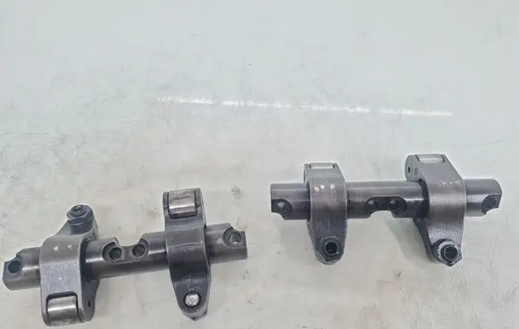 Volkswagen Touran I Other cylinder head part 