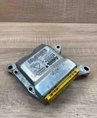Renault Laguna II Airbag control unit/module 8200142183A 550758700