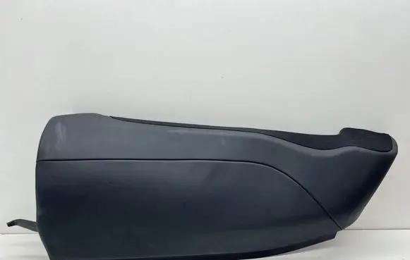 BMW 8 G16 Rear seat side top trim