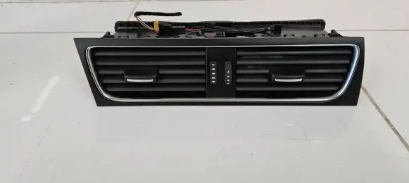 Audi A4 S4 B8 8K Dash center air vent grill 8T1820951C