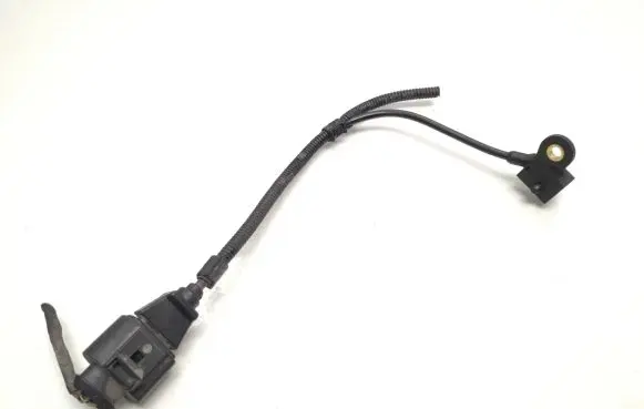Volkswagen Golf VI Camshaft position sensor 03L907601