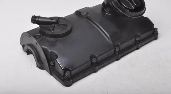 Ford Galaxy Rocker cam cover 038103475K