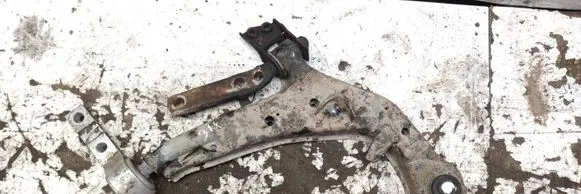 Nissan Primera Front lower control arm/wishbone