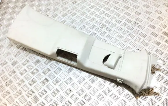 Volvo XC90 (B) pillar trim (top) 31363579