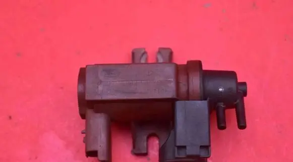 Ford Focus C-MAX Vacuum valve 6G9Q-9E882-CA