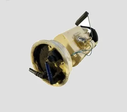 Volkswagen Golf IV Fuel level sensor