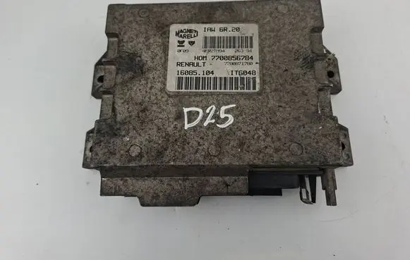 Renault Twingo II Engine control unit/module 7700871780 7700856784