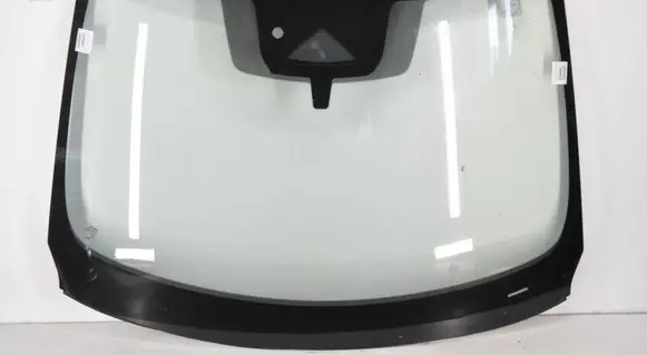 Nissan Qashqai J12 Front windscreen/windshield window 