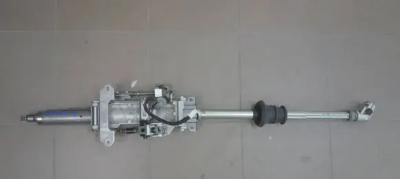 Steering wheel axle set